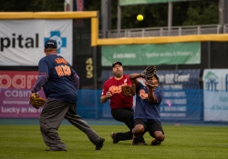 September 26, 2023: Senator Costa participates in the 2023 Capitol All-Stars charitable, legislative softball game to fight hunger in Pennsylvania.