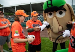 September 26, 2023: Senator Costa participates in the 2023 Capitol All-Stars charitable, legislative softball game to fight hunger in Pennsylvania.