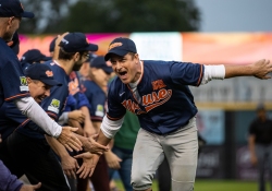 September 26, 2023: Senator Costa participates in the 2023 Capitol All-Stars charitable, legislative softball game to fight hunger in Pennsylvania.