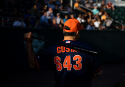 September 24, 2019: Senator Jay Costa participates in the 2019 Capitol All-Stars Legislative Softball Game to Benefit Hunger-Free PA and Feeding Pennsylvania.