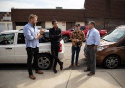 October 12, 2022: Senator Jay Costa Visits the Carrick Farmers Market