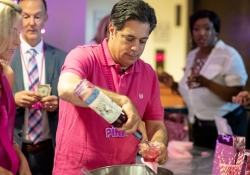 May 9, 2019: Senator Costa is a guest bartender at the Hilton Garden Inn in Oakland for the annual #Drink4Pink fundraiser for the Susan G Komen foundation. Proceeds go to finding a cure for breast cancer!