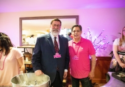 May 9, 2019: Senator Costa is a guest bartender at the Hilton Garden Inn in Oakland for the annual #Drink4Pink fundraiser for the Susan G Komen foundation. Proceeds go to finding a cure for breast cancer!
