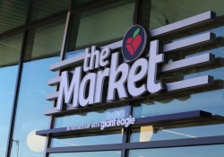 April 29, 2022: Senator Costa attends the ribbon cutting of  Greater Pittsburgh Community Food Bank ’s The Market, a new onsite food pantry.