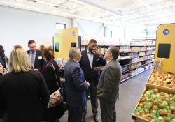 April 29, 2022: Senator Costa attends the ribbon cutting of  Greater Pittsburgh Community Food Bank ’s The Market, a new onsite food pantry.