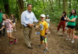 August 10, 2022: Senator Jay Costa visits the Frick Environmental Center Nature Camp.