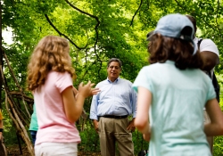 August 10, 2022: Senator Jay Costa visits the Frick Environmental Center Nature Camp.