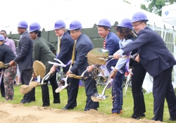 June 13, 2019: Sen. Costa joined local officials and Chatham U. staff for the groundbreaking of renovations at Graham Field in Wilkinsburg.