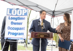 March 23, 2023: Today, State Senator Jay Costa, Mayor Ed Gainey, and Representative Sara Innamorato gathered to call for the speedy passage of the Longtime Owner Occupant Tax Exemption Program (LOOP) in order to protect homeowners living in areas with rapidly increasing property tax rates. If passed, this legislation would allow Pittsburgh’s mayor and city council to freeze the property tax rates for people who have lived in homes they own for a certain period of time. 