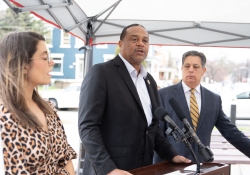 March 23, 2023: Today, State Senator Jay Costa, Mayor Ed Gainey, and Representative Sara Innamorato gathered to call for the speedy passage of the Longtime Owner Occupant Tax Exemption Program (LOOP) in order to protect homeowners living in areas with rapidly increasing property tax rates. If passed, this legislation would allow Pittsburgh’s mayor and city council to freeze the property tax rates for people who have lived in homes they own for a certain period of time. 
