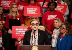 October 4, 2023: Senator Jay Costa joined colleagues and Moms Demand Action Executive Director Angela Ferrell-Zabala and Over 100 Gun Safety Advocates at Statehouse to Call for Action on Gun Safety During Annual Advocacy Day.