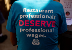 September 3, 2019: Elected officials work as servers for an hour to highlight the need for One Fair Wage