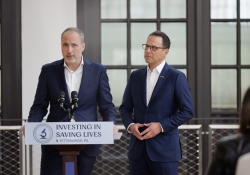 May 27, 2025: Governor Josh Shapiro and Department of Community and Economic Development (DCED) Secretary Rick Siger joined local leaders at the Space Institute at the University of Pittsburgh (Pitt) to highlight the Shapiro Administration’s commitment to fostering Pennsylvania’s innovation economy.