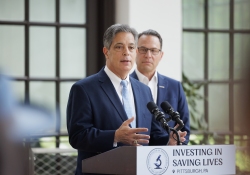 May 27, 2025: Governor Josh Shapiro and Department of Community and Economic Development (DCED) Secretary Rick Siger joined local leaders at the Space Institute at the University of Pittsburgh (Pitt) to highlight the Shapiro Administration’s commitment to fostering Pennsylvania’s innovation economy.