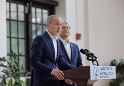 May 27, 2025: Governor Josh Shapiro and Department of Community and Economic Development (DCED) Secretary Rick Siger joined local leaders at the Space Institute at the University of Pittsburgh (Pitt) to highlight the Shapiro Administration’s commitment to fostering Pennsylvania’s innovation economy.