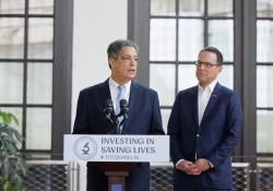 May 27, 2025: Governor Josh Shapiro and Department of Community and Economic Development (DCED) Secretary Rick Siger joined local leaders at the Space Institute at the University of Pittsburgh (Pitt) to highlight the Shapiro Administration’s commitment to fostering Pennsylvania’s innovation economy.