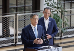 May 27, 2025: Governor Josh Shapiro and Department of Community and Economic Development (DCED) Secretary Rick Siger joined local leaders at the Space Institute at the University of Pittsburgh (Pitt) to highlight the Shapiro Administration’s commitment to fostering Pennsylvania’s innovation economy.