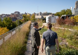 October 11, 2022: Senator Jay Costa visits the Phipps Conservatory.