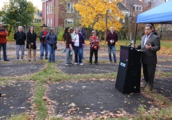 November 1, 2022: Senator Jay Costa joins DCNR Secretary Cindy Adams Dunn to visit Wilkinsburg to announce $110,000 in new grant funding to help rehabilitate Rosa Parks Park in the Allegheny County borough.