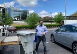 May 8, 2021: Senator Costa hosts a Shredding Event.