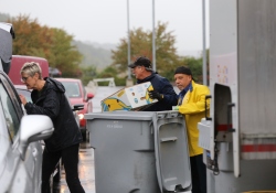 October 1, 2022: Senator Costa hosts shredding event.