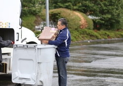 October 1, 2022: Senator Costa hosts shredding event.
