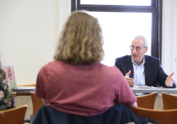 November 18, 2022: Sen. Costa and Rep. Frankel speak to students at the University of Pittsburgh about careers in public service.