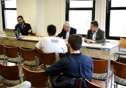 November 18, 2022: Sen. Costa and Rep. Frankel speak to students at the University of Pittsburgh about careers in public service.