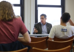 November 18, 2022: Sen. Costa and Rep. Frankel speak to students at the University of Pittsburgh about careers in public service.
