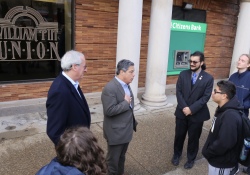 November 18, 2022: Sen. Costa and Rep. Frankel speak to students at the University of Pittsburgh about careers in public service.