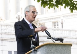 May 7, 2024: Sen. Costa spoke to the crowd of more than 600 students who gathered for the annual Day at the Capitol for the Tobacco Resistance Unit, a youth program affiliated with the American Lung Association.