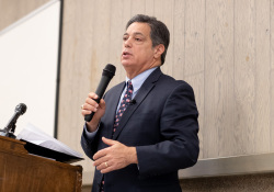 November 8, 2019: Senator Jay Costa hosts luncheon to honor veterans.