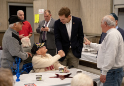 November 8, 2019: Senator Jay Costa hosts luncheon to honor veterans.