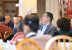 November 17, 2022: Senator Costa attends the Wilkinsburg Gives Thanks breakfast, sponsored by the Wilkinsburg Chamber of Commerce and hosted by the staff and students of the Western Pennsylvania School for the Deaf.