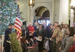 December 12, 2023: Senator Costa participates in the 2023 Wreaths Across America Service