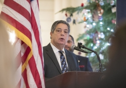 December 12, 2023: Senator Costa participates in the 2023 Wreaths Across America Service
