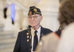 December 12, 2023: Senator Costa participates in the 2023 Wreaths Across America Service
